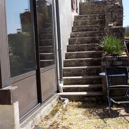 Ferienwohnung Vue Du Jardin Les Adjots Exterior foto