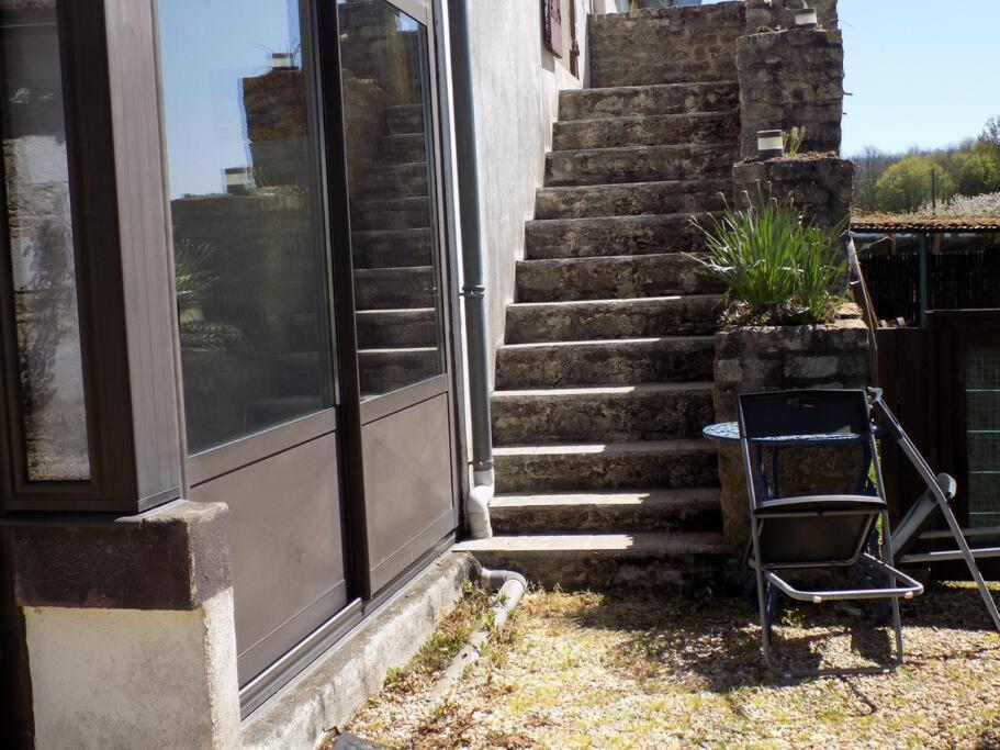Ferienwohnung Vue Du Jardin Les Adjots Exterior foto